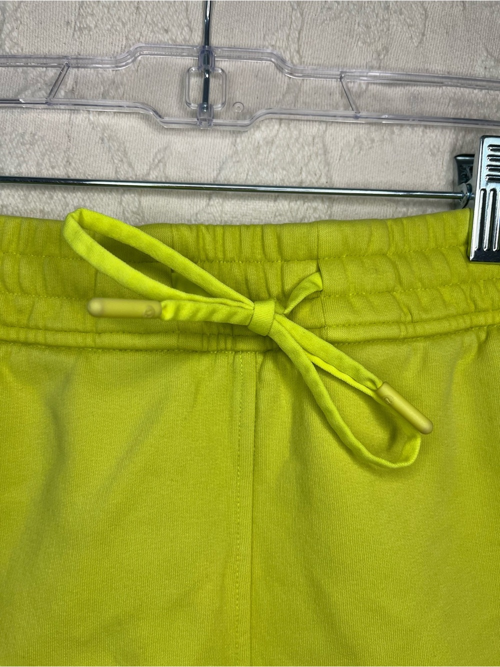 Lululemon Loungeful High-Rise Short 4" - Electric Lemon - Picture 2 of 5